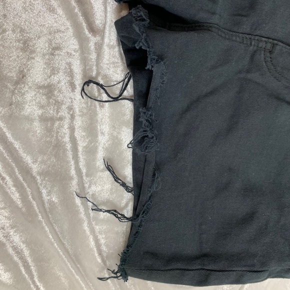 Never worn dark cut off jean shorts size 27 - Picture 5 of 11